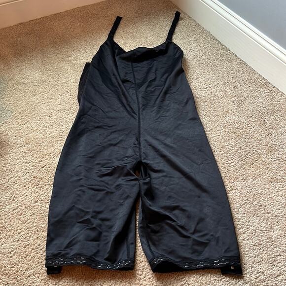 XL Black Surgery Faja like new - Picture 1 of 9